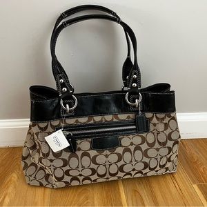 Coach Penelope Signature Shopper